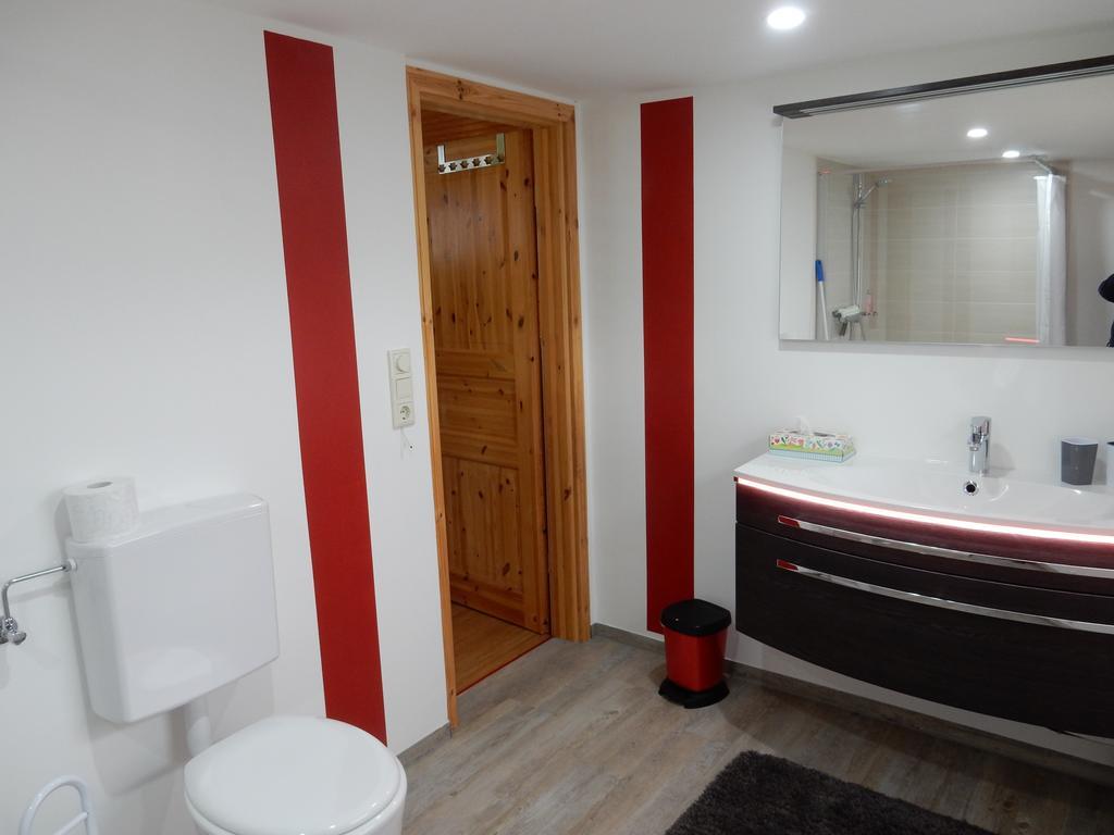 Romantic Wooden Lodge,Sauna,Schwimmteich,Alleinstehend,Absolut Ruhig Hessisch Oldendorf Dış mekan fotoğraf